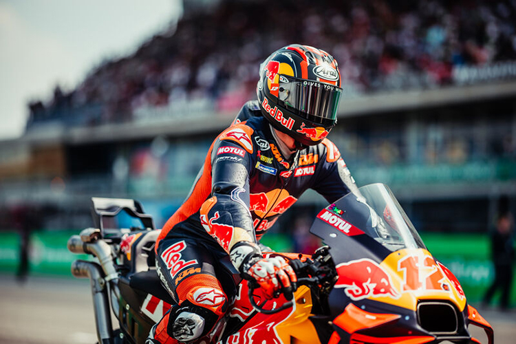 KTM MotoGP 02