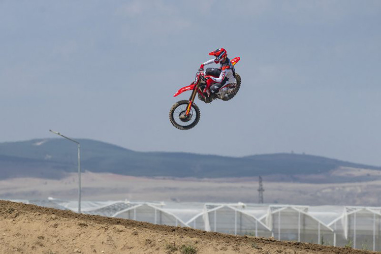 hrc mxgp 02