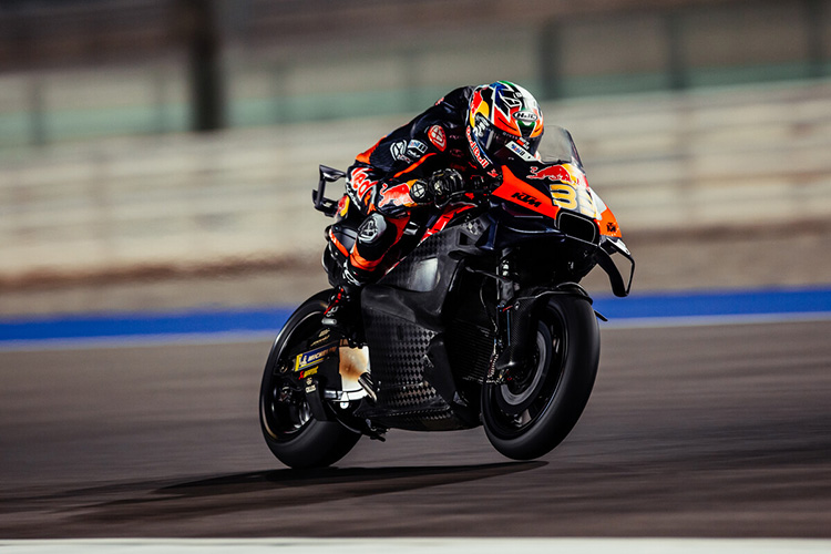 KTM MotoGP04