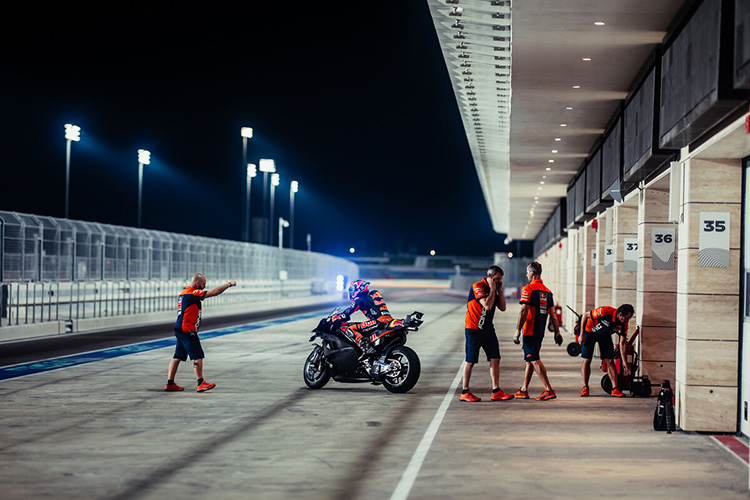KTM MotoGP05