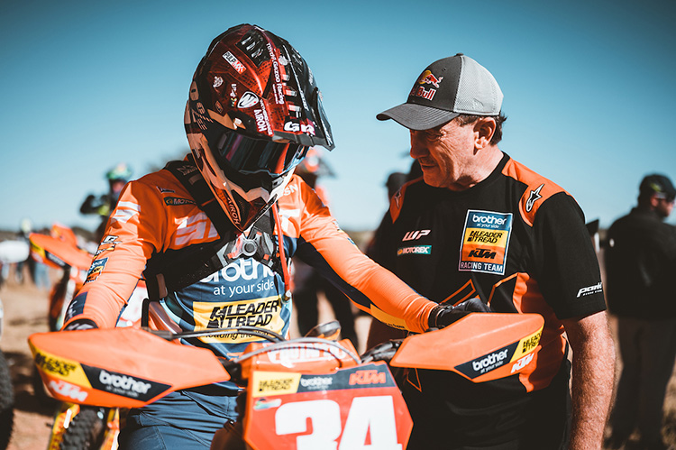 KTM 19