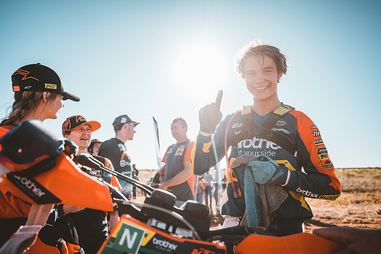 KTM 44