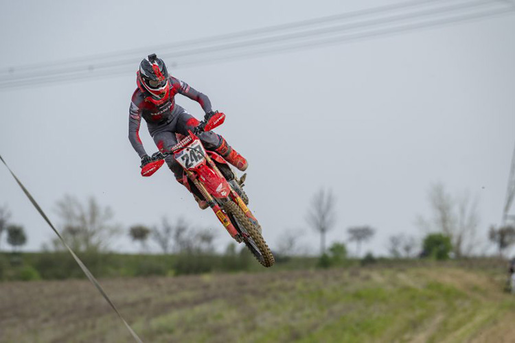 HRC MX 04