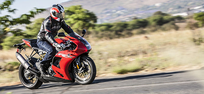 EBR 1190RX riding01
