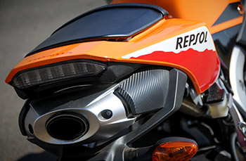 honda cbr600rr zaust