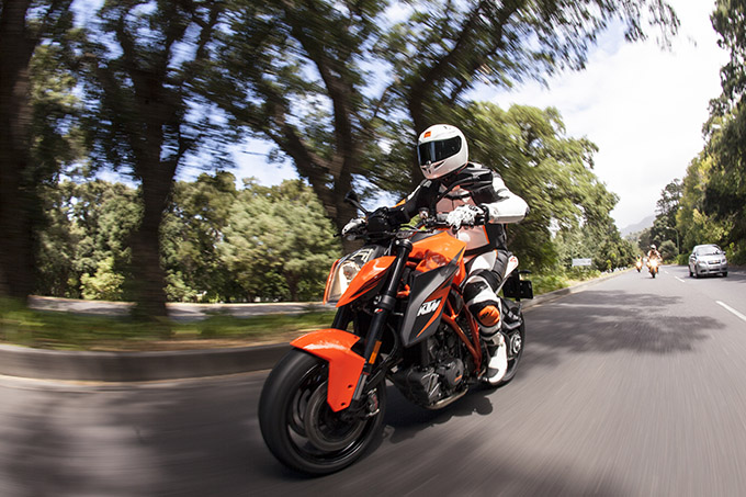 SUPERDUKE 04