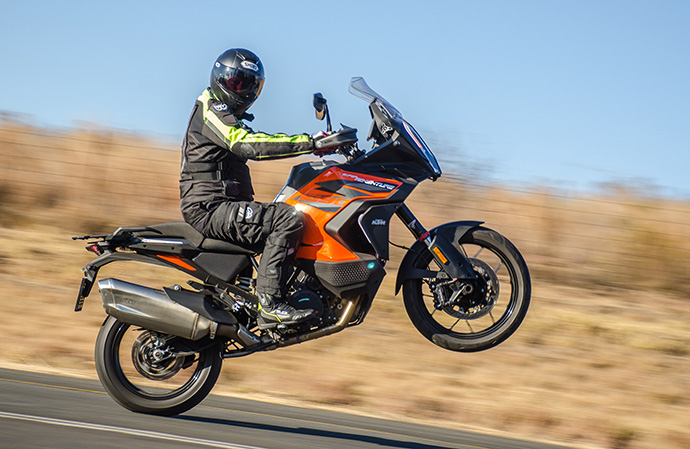 KTM 1290S end ride