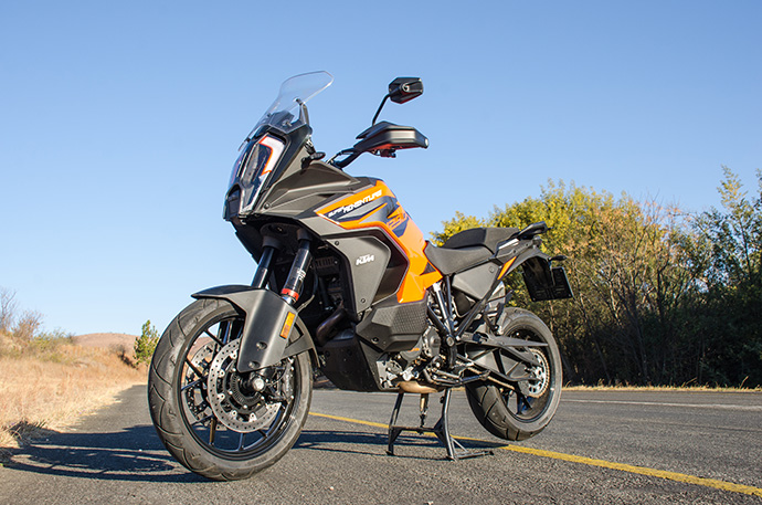 KTM 1290S middle stat