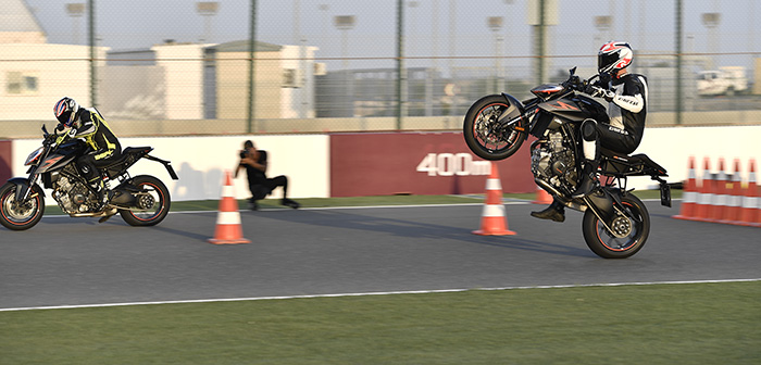 KTM SUPERDUKE R dragrace