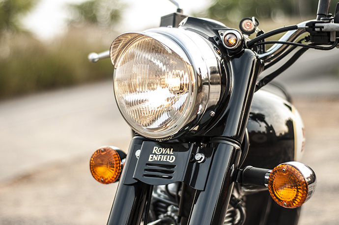 ROYAL ENFIELD middle image01