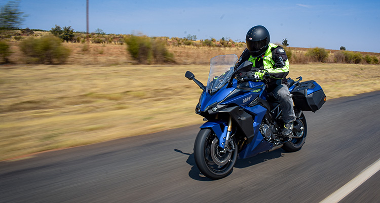 gsxGT middle02