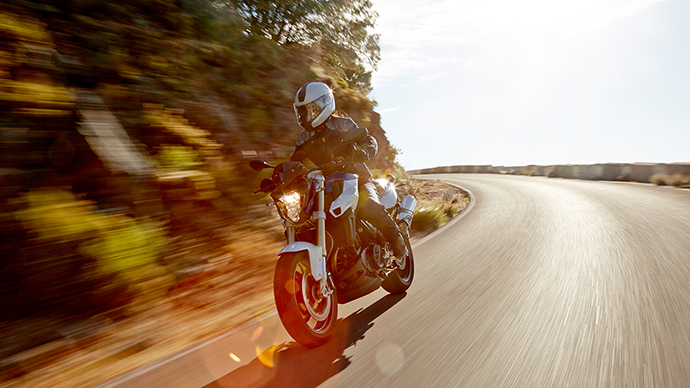 F800R RIDING