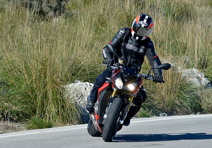 S1000R riding