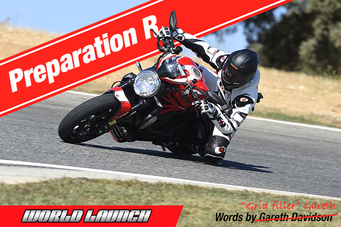 MONSTER 1200R MAINIMAGE