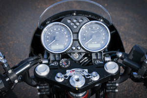 motoguzzi clocks
