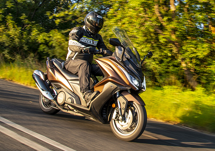 tmax ride02