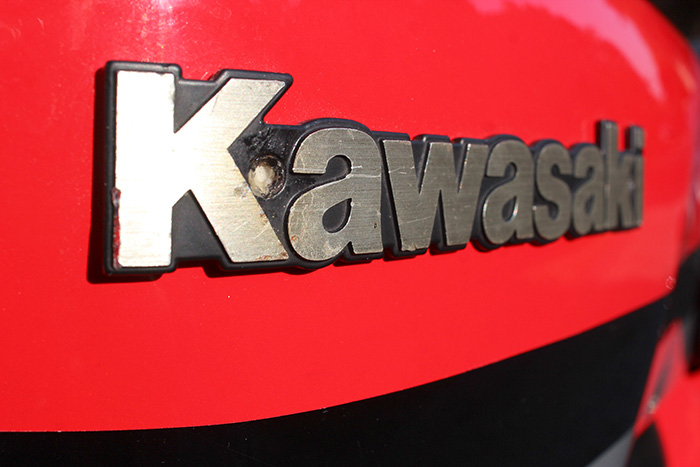 KAWASAKI GPZ 08